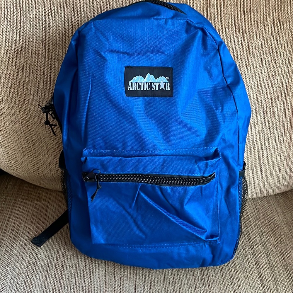NWT Arctic Star backpack blue w/ front pocket zip padded back mesh side pockets